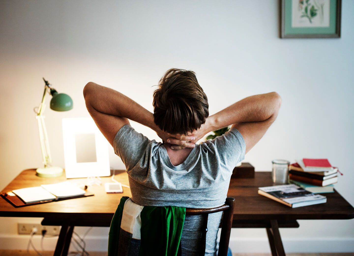 man-stressed-while-working-on-laptop-2022-12-16-00-46-37-utc-1-1